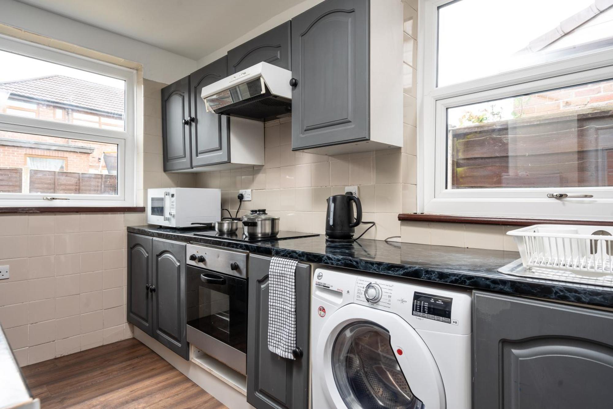 Comfy 3Br Home - Pool Table - Games - Sleeps 8 Mánchester Exterior foto
